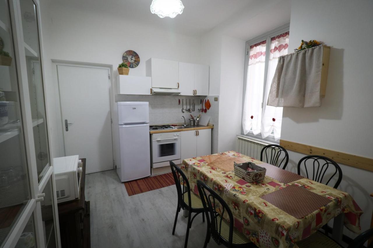 La Darsena. Apartment Savona Exterior foto
